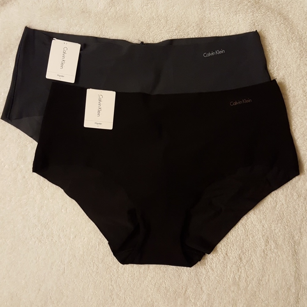 NWT Calvin Klein hipster underwear, Size Large